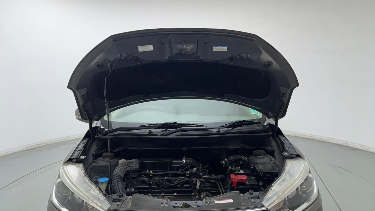 Used 2019 Maruti Suzuki New Ertiga ZXi Plus Petrol Manual engine ENGINE & BONNET OPEN FRONT VIEW