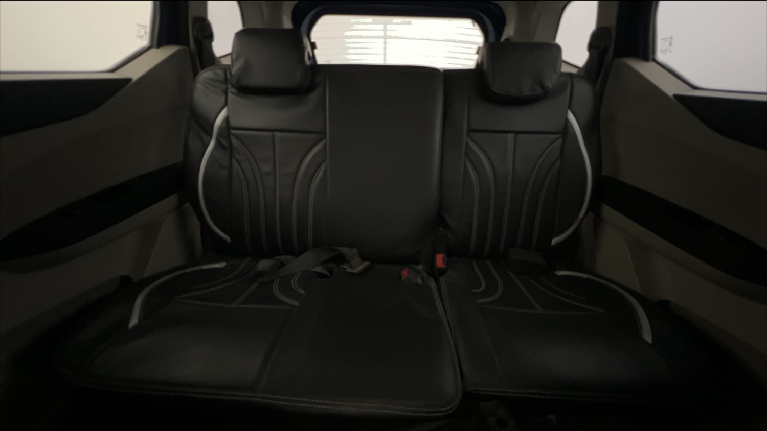 Used 2019 Renault Triber RXZ Petrol Manual interior REAR SEAT CONDITION VIEW