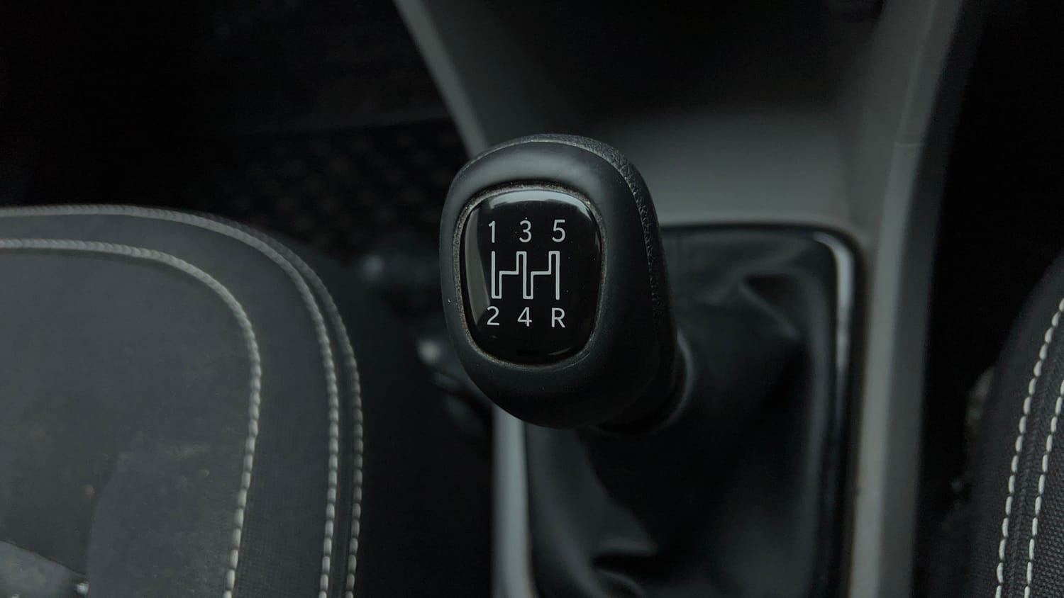 Used 2021 Tata Tiago XZ Plus Petrol Manual interior GEAR  KNOB VIEW