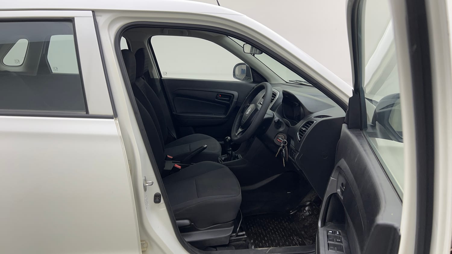 Used 2021 maruti-suzuki Vitara Brezza LXi Petrol Manual interior RIGHT SIDE FRONT DOOR CABIN VIEW