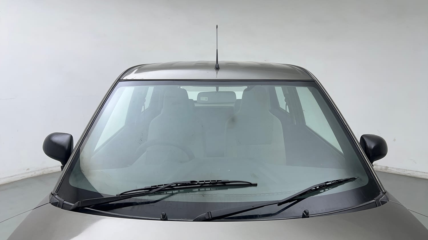 Used 2020 Maruti Suzuki Wagon R LXi 1.0 CNG Cng Manual exterior FRONT WINDSHIELD VIEW