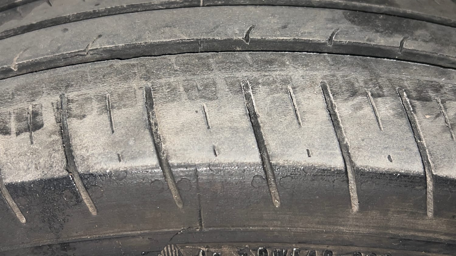 Used 2017 Honda WR-V VX MT Petrol Petrol Manual tyres RIGHT FRONT TYRE TREAD VIEW