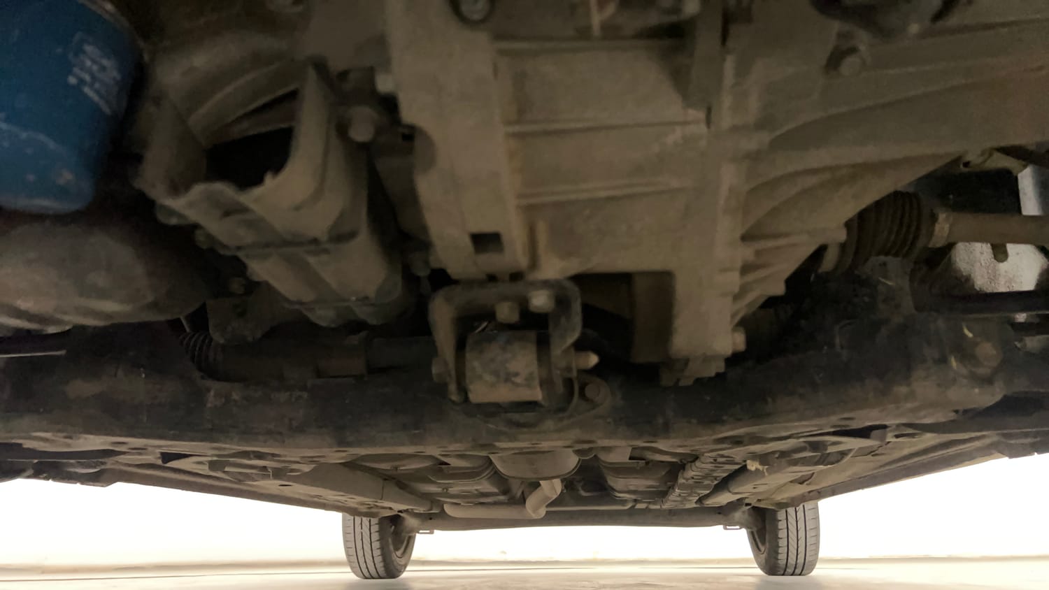 Used 2019 Hyundai Grand i10 Sportz 1.2 Kappa VTVT Petrol Manual extra FRONT LEFT UNDERBODY VIEW