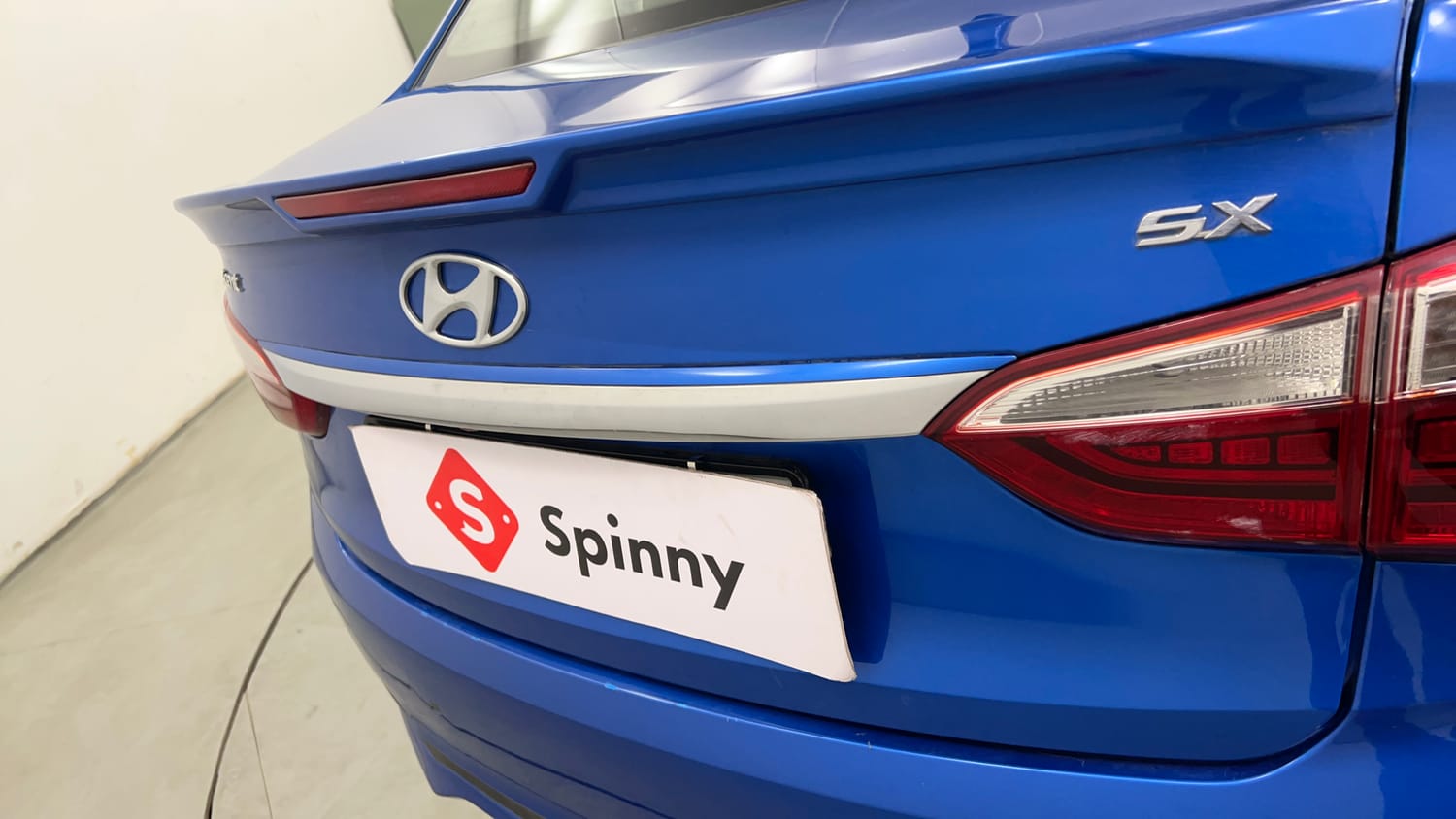 Used 2019 Hyundai Xcent SX (O)CRDi Diesel Manual dents MINOR DENT