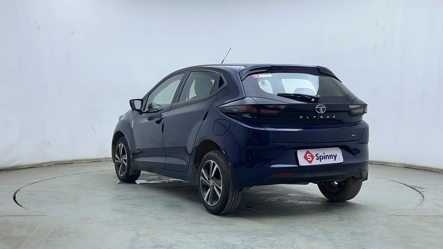 Used 2022 Tata Altroz XZA Petrol Petrol Automatic exterior LEFT REAR CORNER VIEW