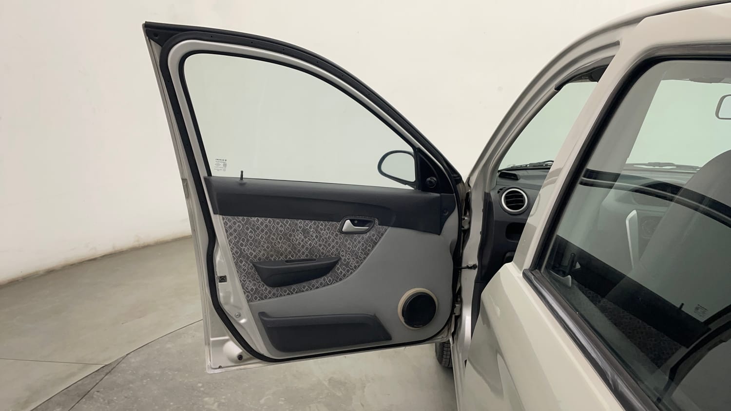 Used 2017 Maruti Suzuki Alto 800 LXi Petrol Manual interior LEFT FRONT DOOR OPEN VIEW