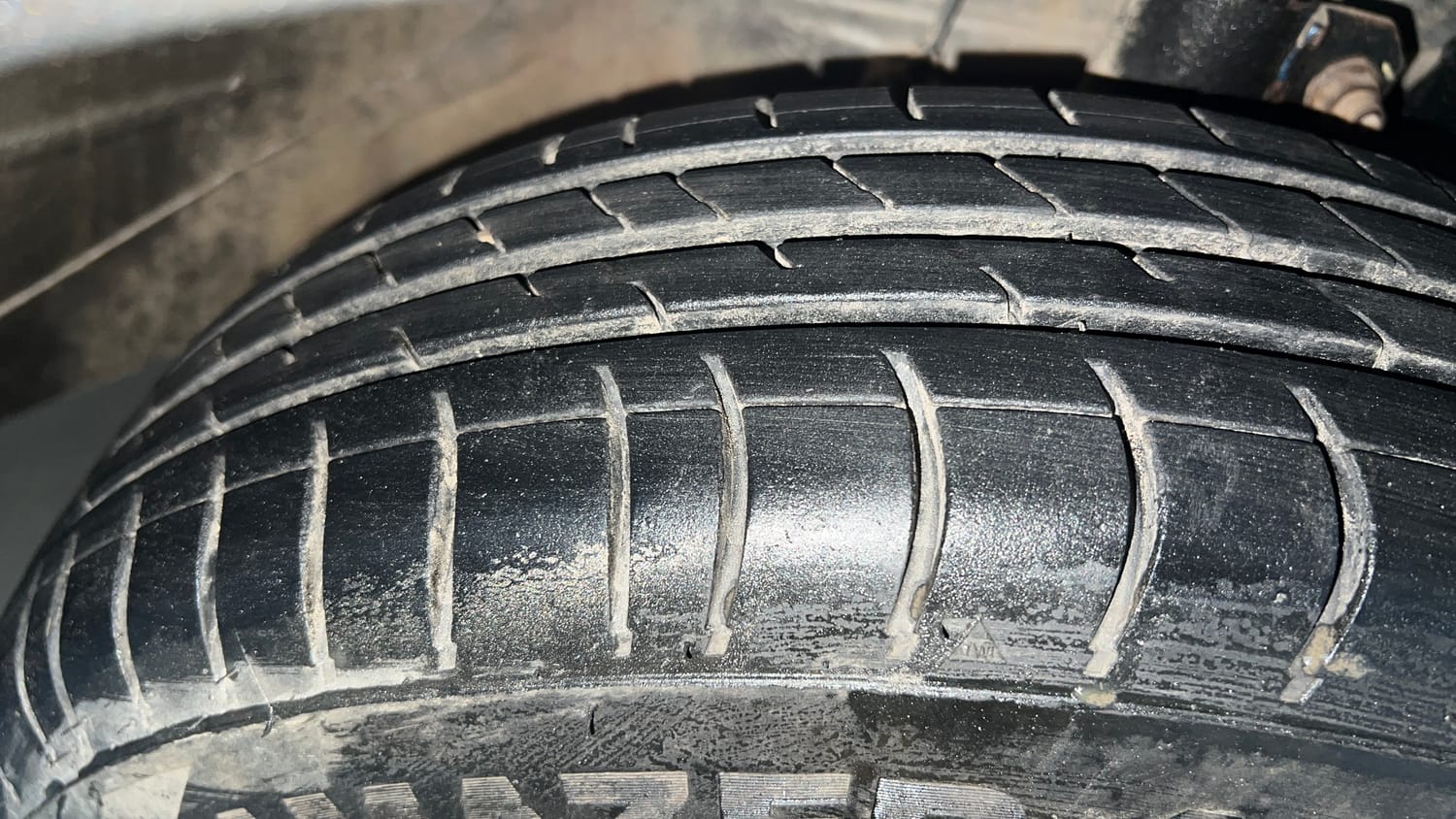 Used 2020 Maruti Suzuki Wagon R LXi 1.0 CNG Cng Manual tyres RIGHT FRONT TYRE TREAD VIEW