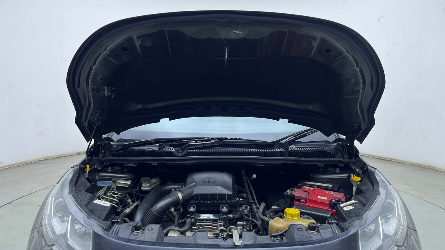 Used 2020 Tata Nexon XZA Plus Petrol Automatic engine ENGINE & BONNET OPEN FRONT VIEW