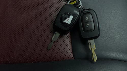 Used 2020 Renault Kwid RXT 1.0 Opt Petrol Manual extra CAR KEY VIEW