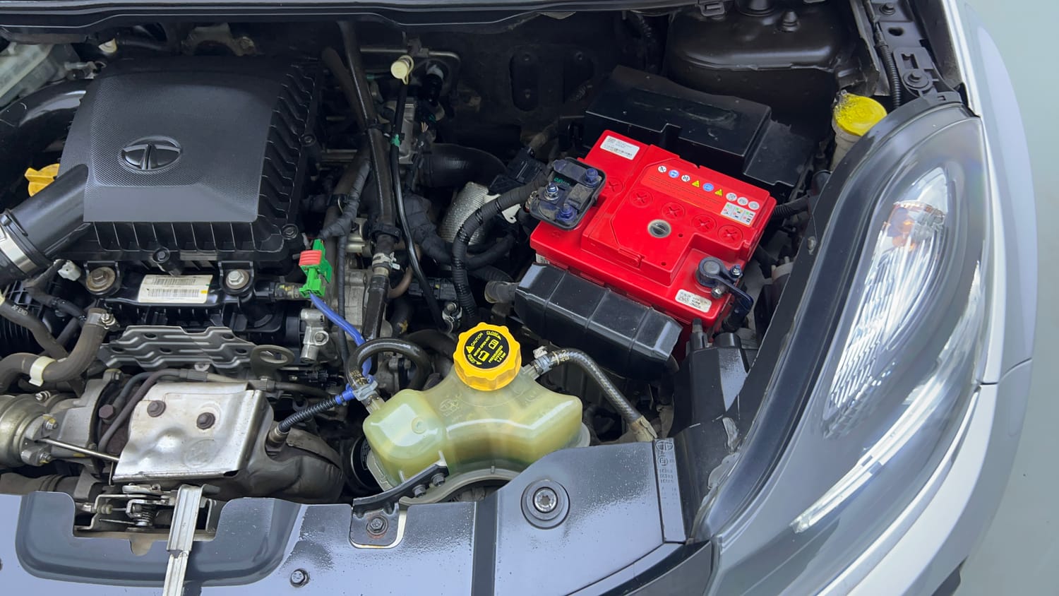 Used 2019 Tata Nexon XZA Plus Petrol Petrol Automatic engine ENGINE LEFT SIDE VIEW