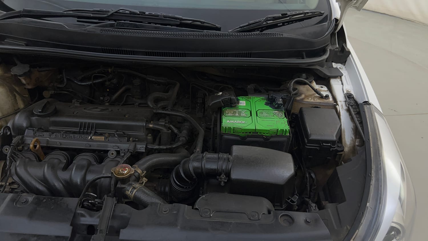 Used 2015 Hyundai Fluidic Verna 4S 1.6 VTVT SX Petrol Manual engine ENGINE LEFT SIDE HINGE & APRON VIEW