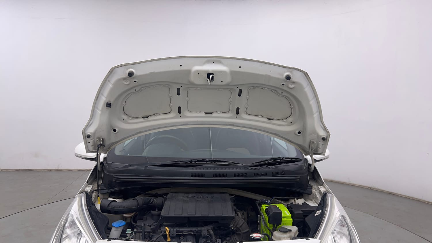 Used 2019 Hyundai Grand i10 Sportz 1.2 Kappa VTVT Petrol Manual engine ENGINE & BONNET OPEN FRONT VIEW