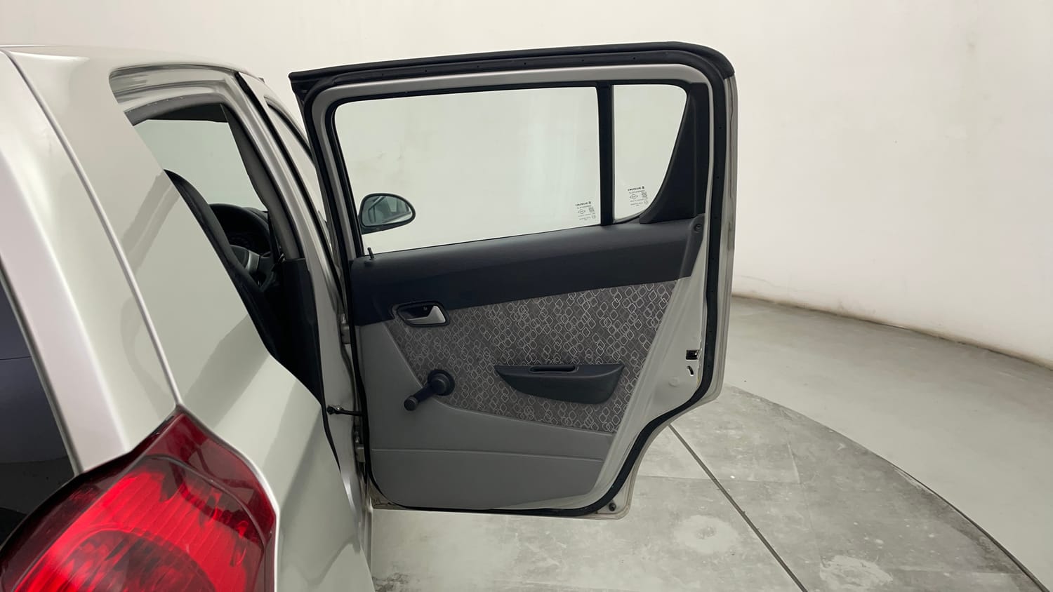 Used 2017 Maruti Suzuki Alto 800 LXi Petrol Manual interior RIGHT REAR DOOR OPEN VIEW
