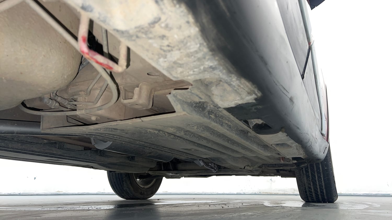 Used 2022 Maruti Suzuki Vitara Brezza [2020-2022] ZXI Plus Dual Tone Petrol Manual extra REAR RIGHT UNDERBODY VIEW