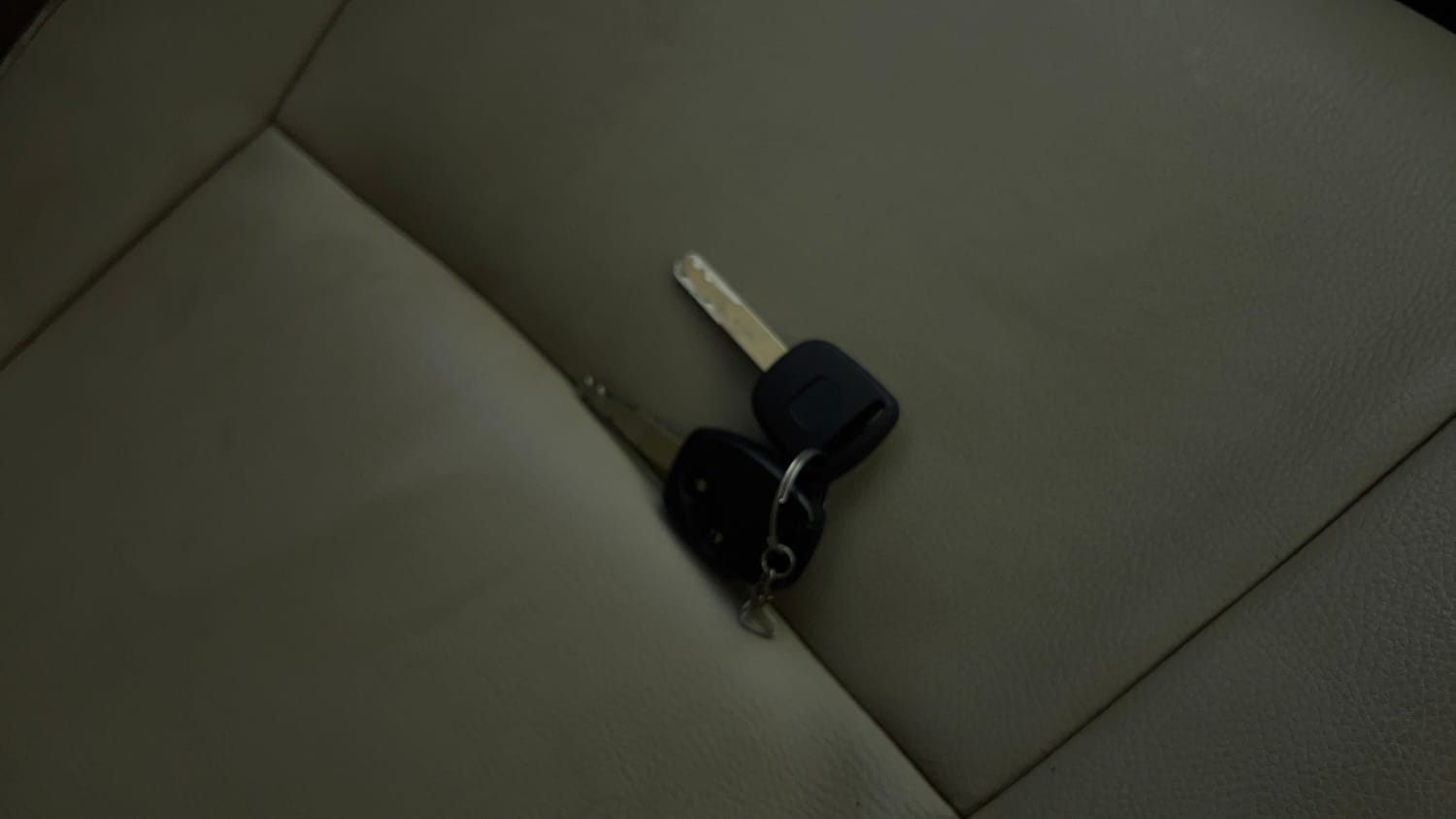 Used 2015 Honda Mobilio S Petrol Petrol Manual extra CAR KEY VIEW