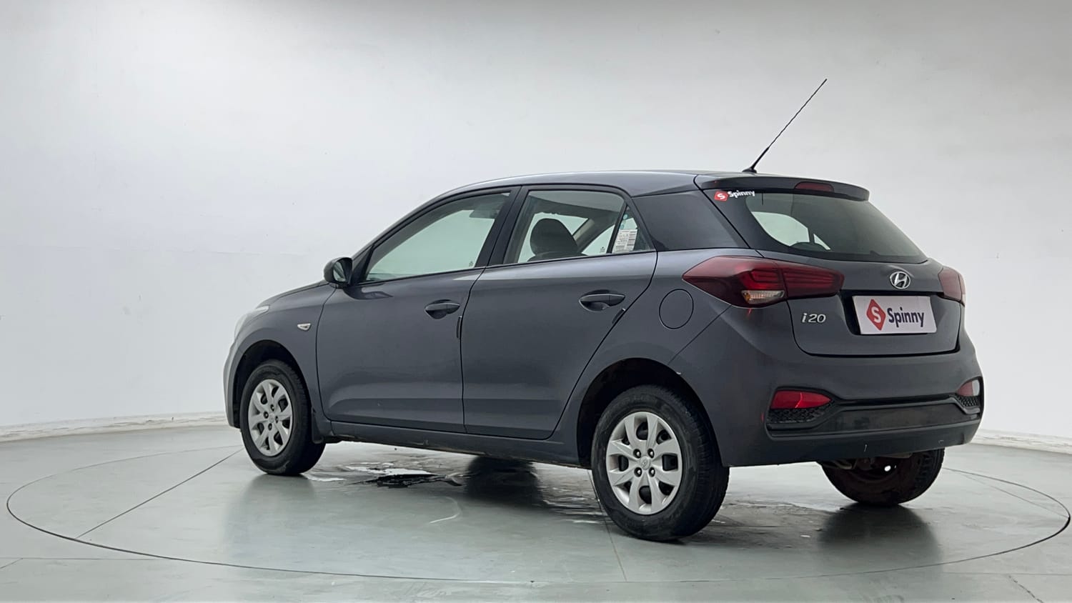 Used 2018 Hyundai Elite i20 Magna Executive 1.2 Petrol Manual exterior LEFT REAR CORNER VIEW