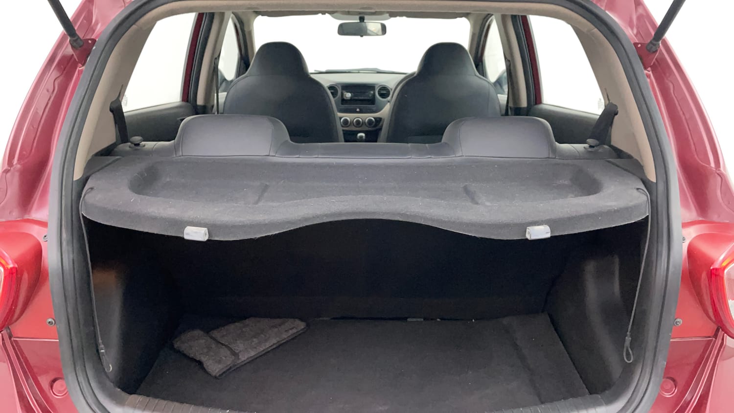 Used 2014 Hyundai Grand i10 Magna 1.2 Kappa VTVT Petrol Manual interior DICKY INSIDE VIEW