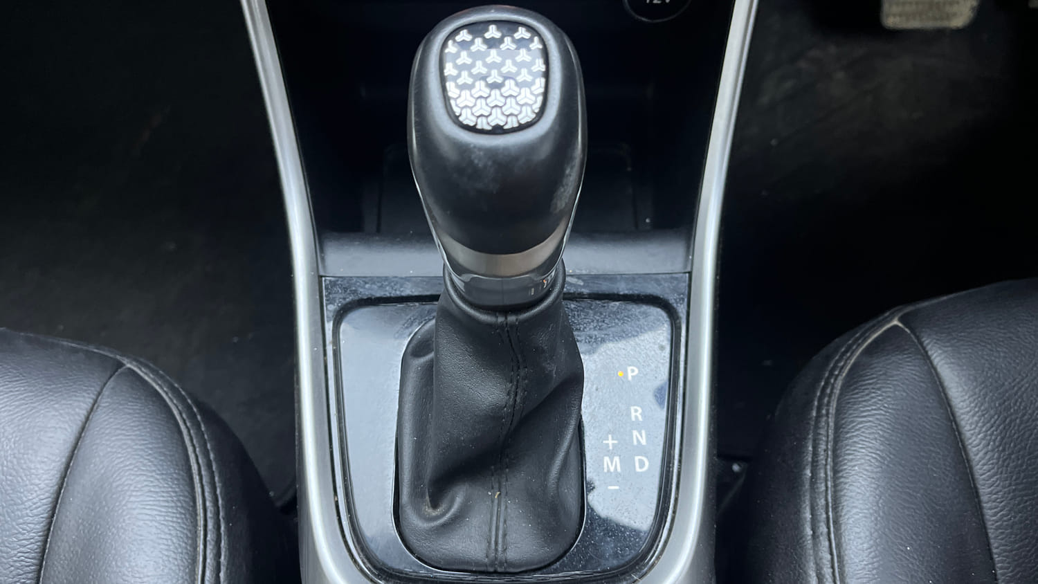 Used 2022 Tata Altroz XZA Petrol Petrol Automatic interior GEAR  KNOB VIEW