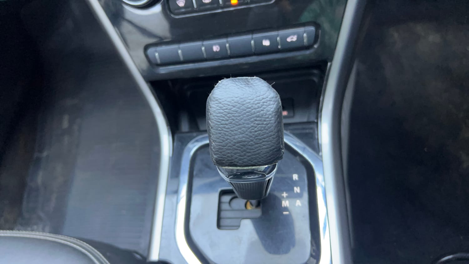 Used 2019 Tata Nexon XZA Plus Petrol Petrol Automatic interior GEAR  KNOB VIEW