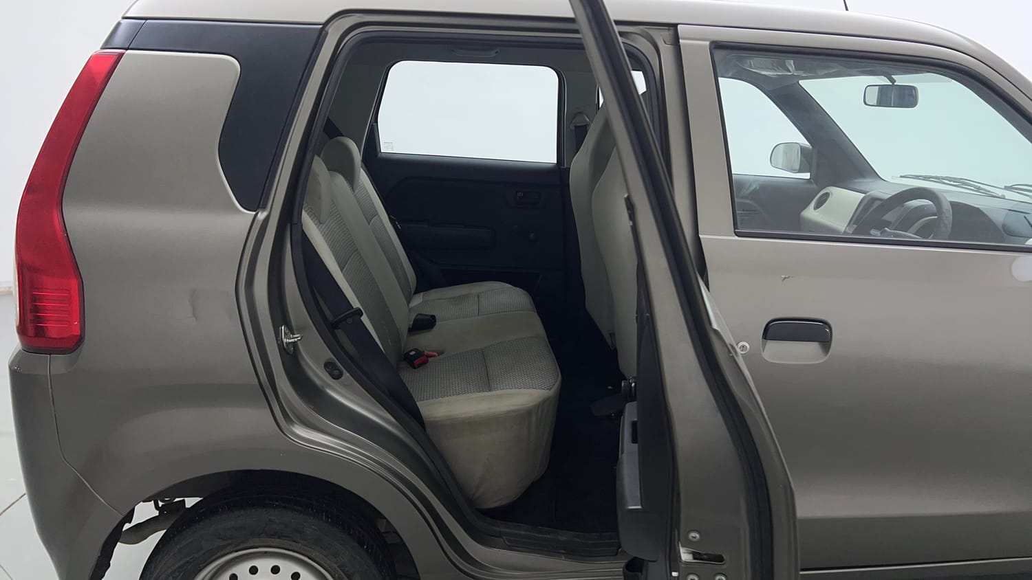 Used 2020 Maruti Suzuki Wagon R LXi 1.0 CNG Cng Manual interior RIGHT SIDE REAR DOOR CABIN VIEW
