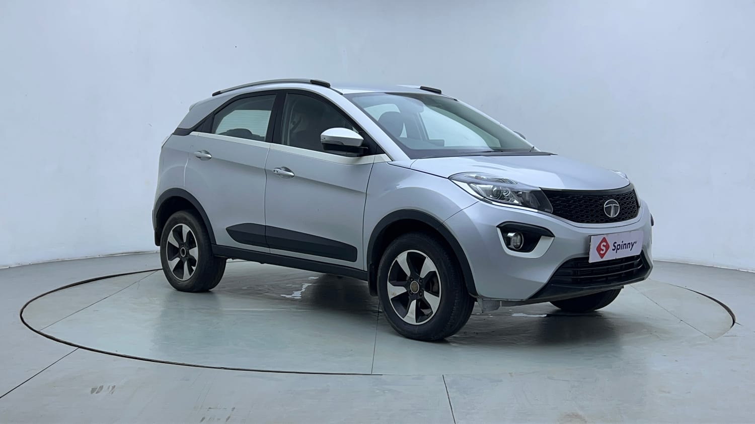Used 2019 Tata Nexon XZA Plus Petrol Petrol Automatic exterior RIGHT FRONT CORNER VIEW