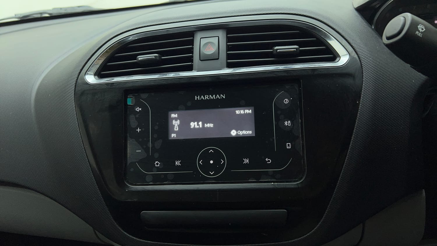 Used 2021 Tata Tiago XT CNG (Outside Fitted) Cng Manual top_features Integrated (in-dash) music system