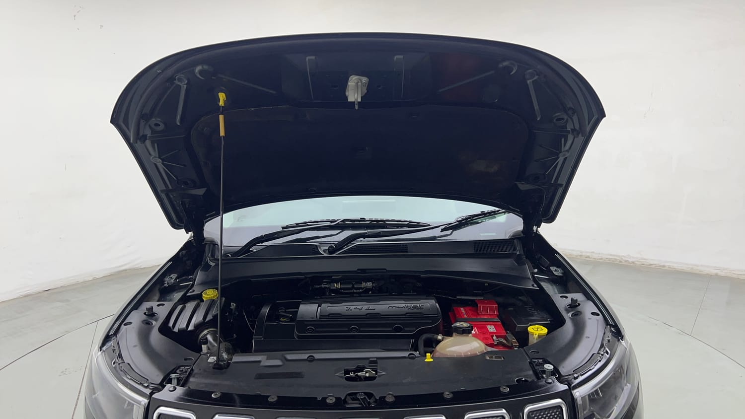 Used 2021 Jeep Compass Longitude (O) 1.4 Petrol DCT Petrol Automatic engine ENGINE & BONNET OPEN FRONT VIEW