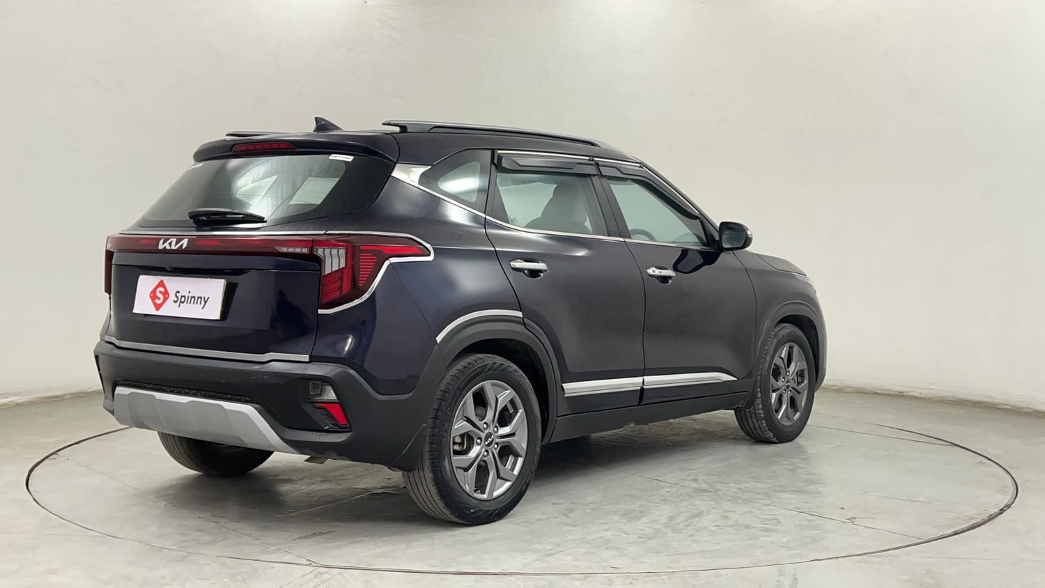 Used 2023 Kia Seltos HTX 1.5 Petrol Manual exterior RIGHT REAR CORNER VIEW