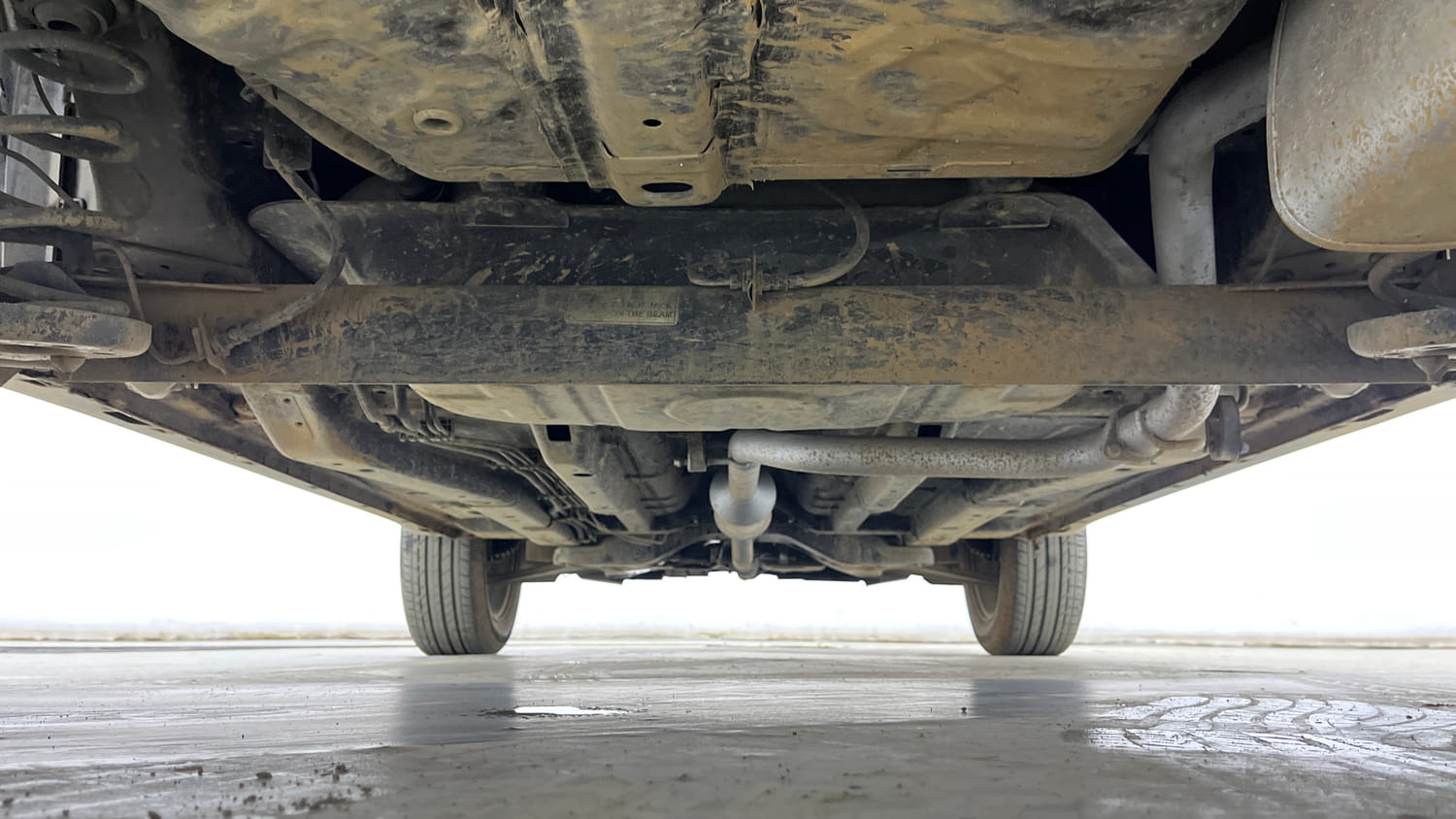 Used 2023 Tata Nexon XZA Plus Petrol Automatic extra REAR UNDERBODY VIEW (TAKEN FROM REAR)