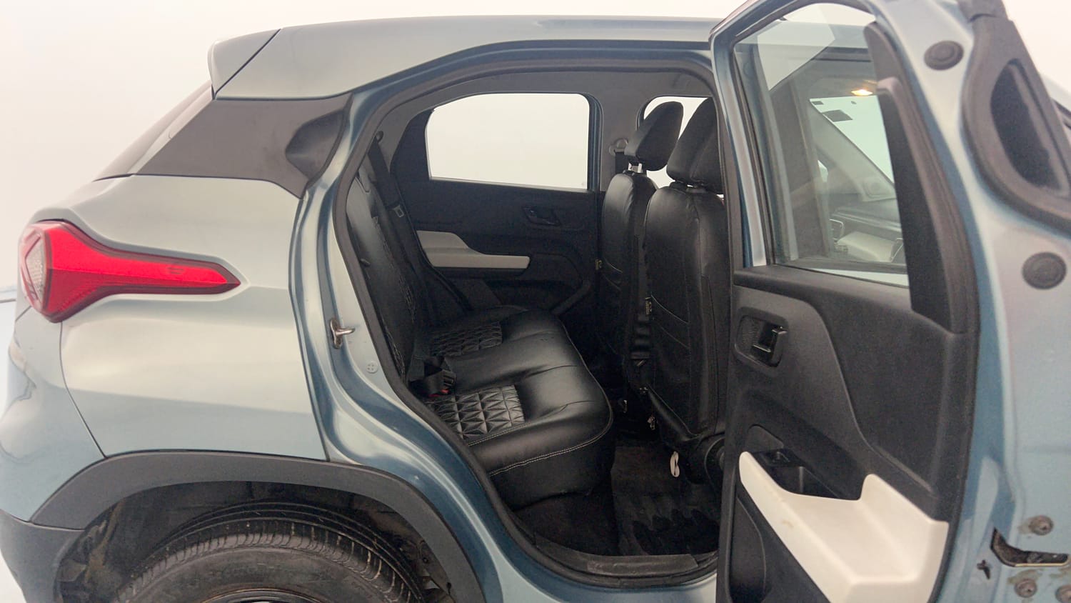 Used 2022 Tata Punch Accomplished MT Petrol Manual interior RIGHT SIDE REAR DOOR CABIN VIEW