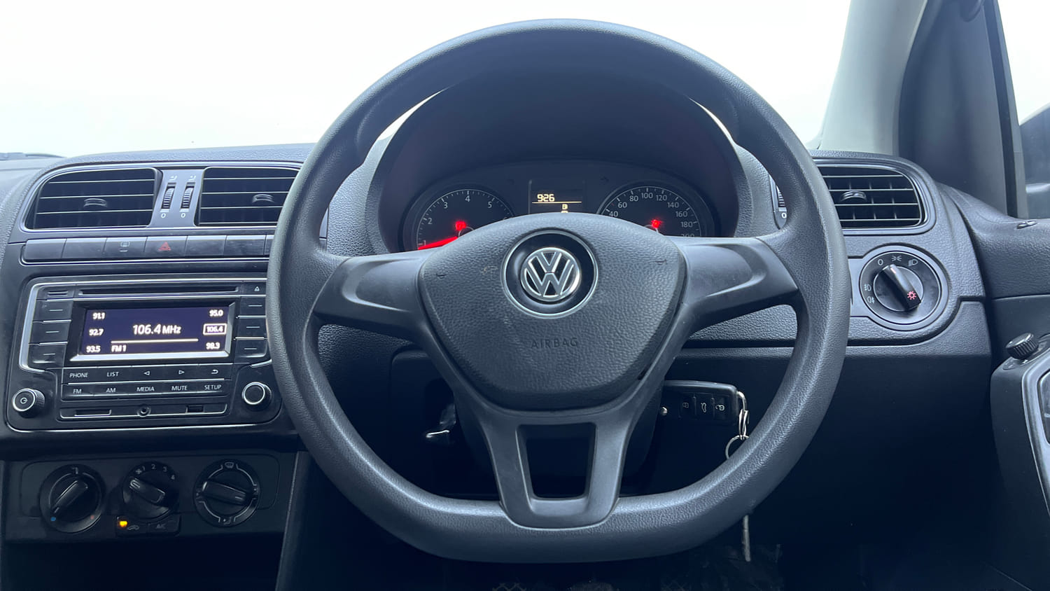 Used 2020 Volkswagen Polo Comfortline 1.0L (P) Petrol Manual interior STEERING VIEW
