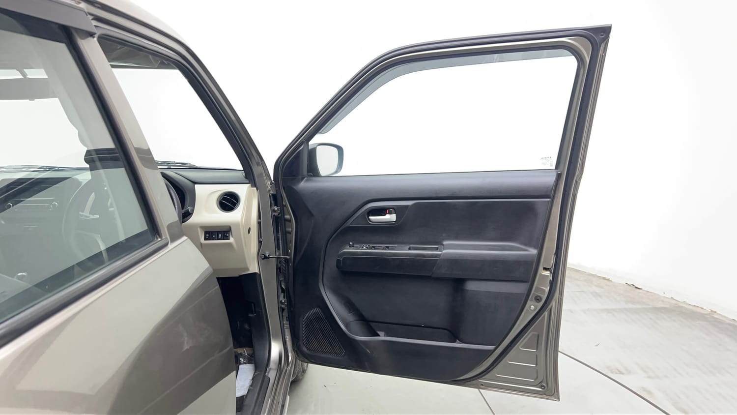 Used 2024 Maruti Suzuki Wagon R VXI 1.0 Petrol Manual interior RIGHT FRONT DOOR OPEN VIEW