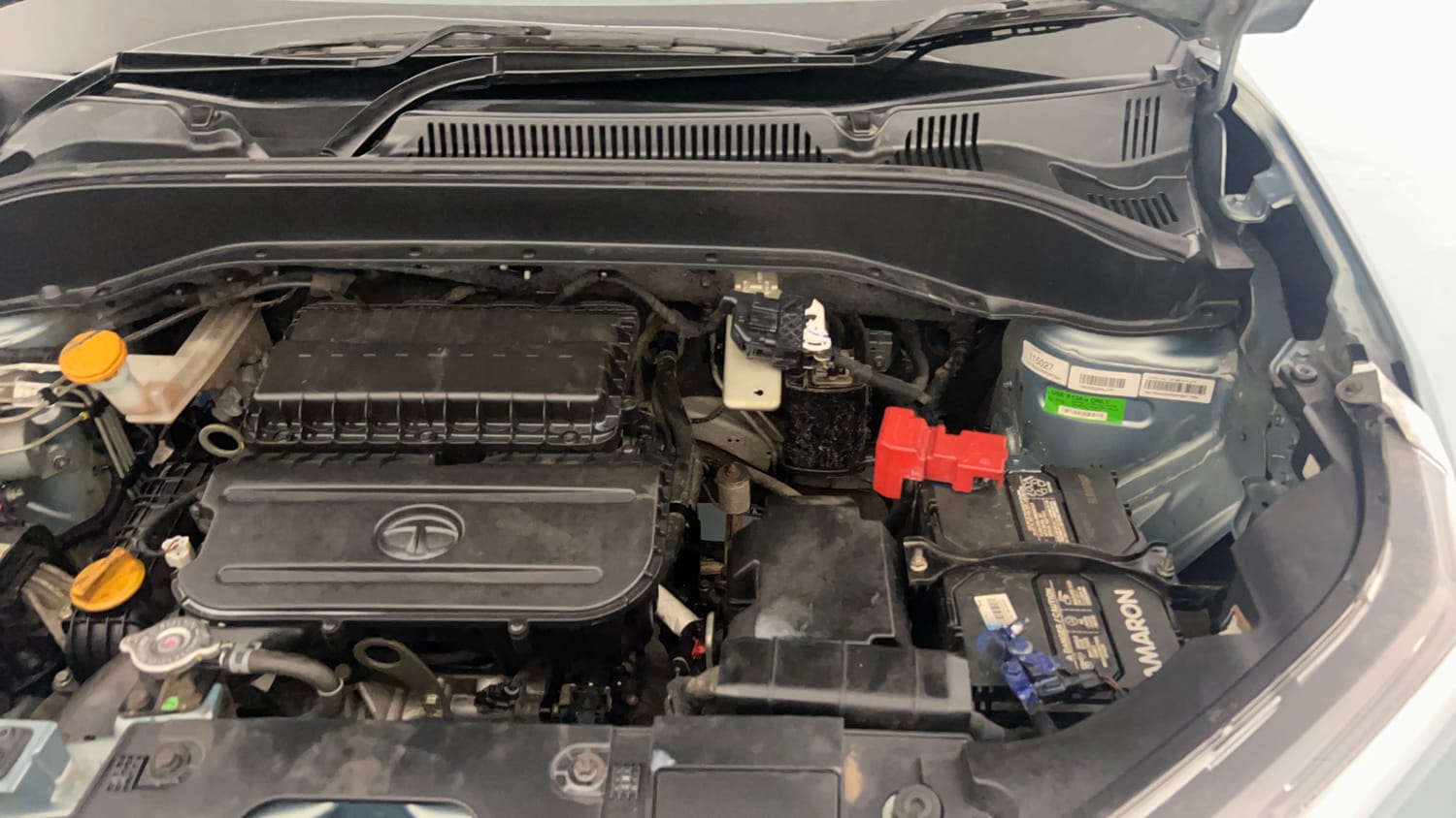Used 2022 Tata Punch Accomplished MT Petrol Manual engine ENGINE LEFT SIDE VIEW