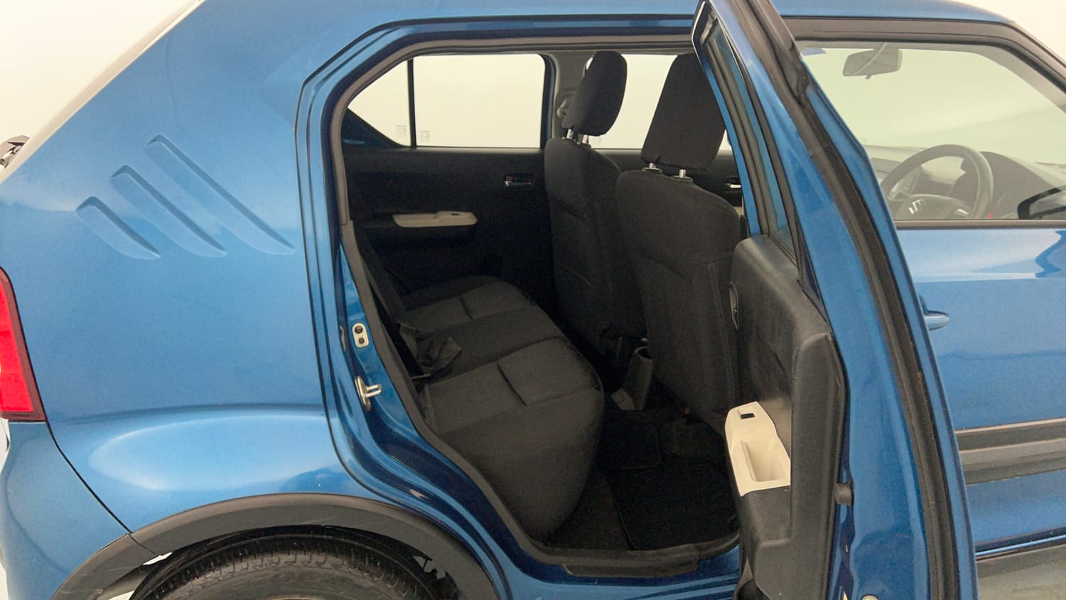 Used 2018 Maruti Suzuki Ignis [2017-2020] Zeta AMT Petrol Dual Tone Petrol Automatic interior RIGHT SIDE REAR DOOR CABIN VIEW