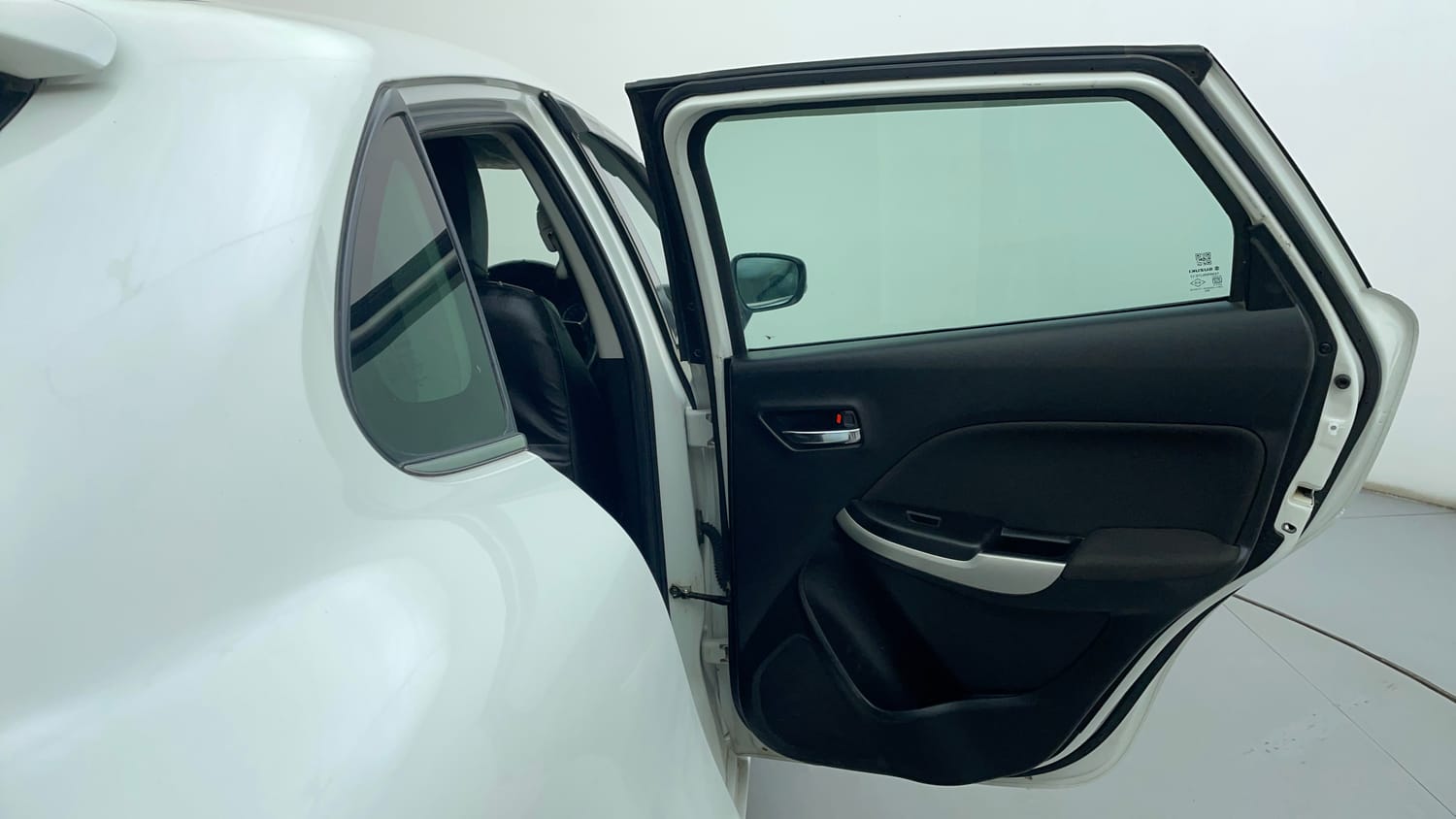 Used 2018 Maruti Suzuki Baleno Zeta 1.2 Petrol Manual interior RIGHT REAR DOOR OPEN VIEW