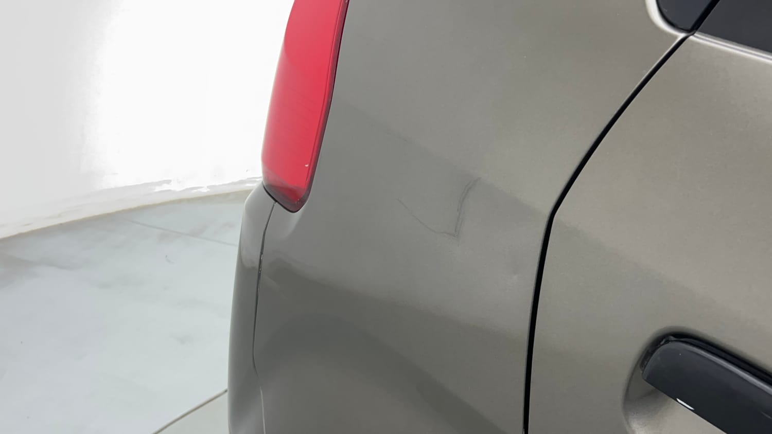 Used 2020 Maruti Suzuki Wagon R LXi 1.0 CNG Cng Manual dents MINOR SCRATCH