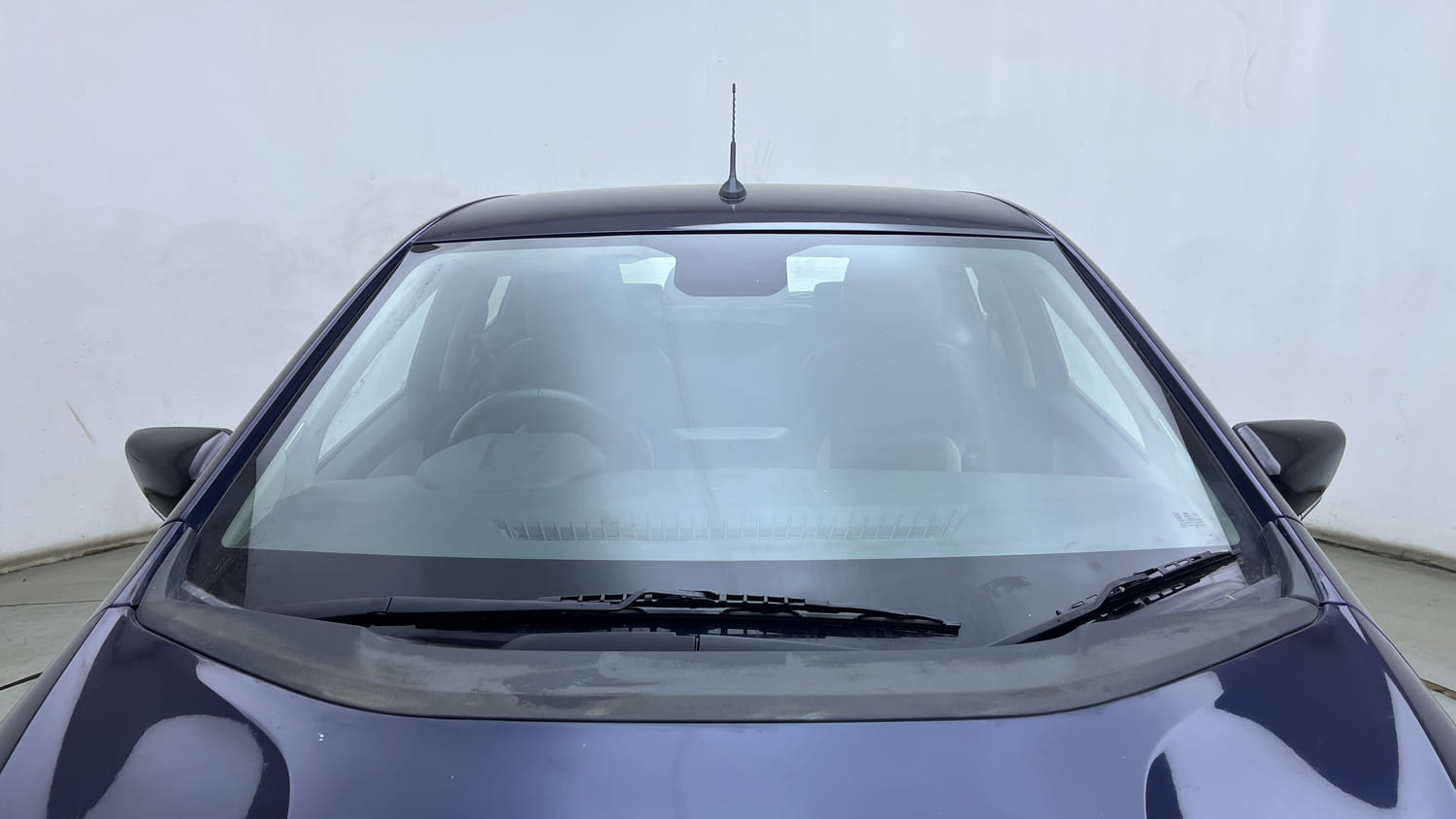 Used 2022 Tata Altroz XZA Petrol Petrol Automatic exterior FRONT WINDSHIELD VIEW