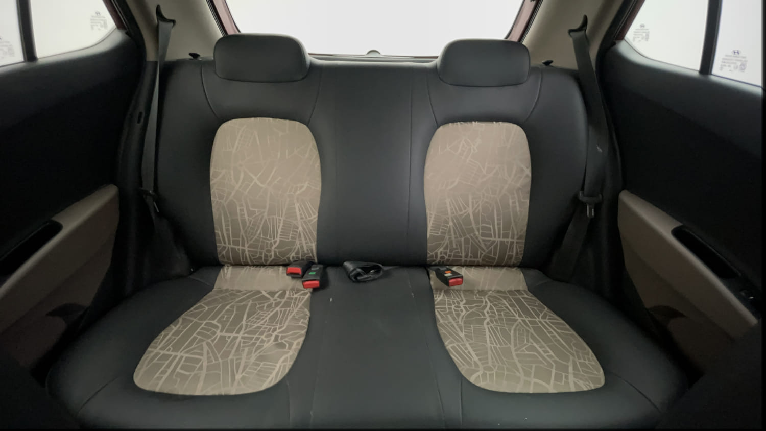 Used 2014 Hyundai Grand i10 Magna 1.2 Kappa VTVT Petrol Manual interior REAR SEAT CONDITION VIEW