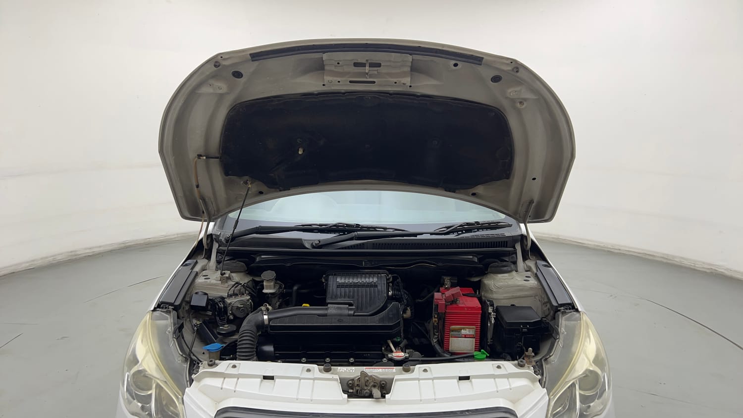 Used 2015 Maruti Suzuki Ciaz ZXI+ Petrol Manual engine ENGINE & BONNET OPEN FRONT VIEW