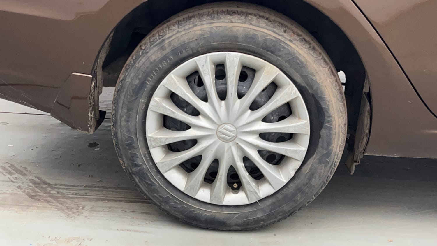 Used 2018 Maruti Suzuki Ciaz Delta 1.4 MT Petrol Manual tyres RIGHT REAR TYRE RIM VIEW
