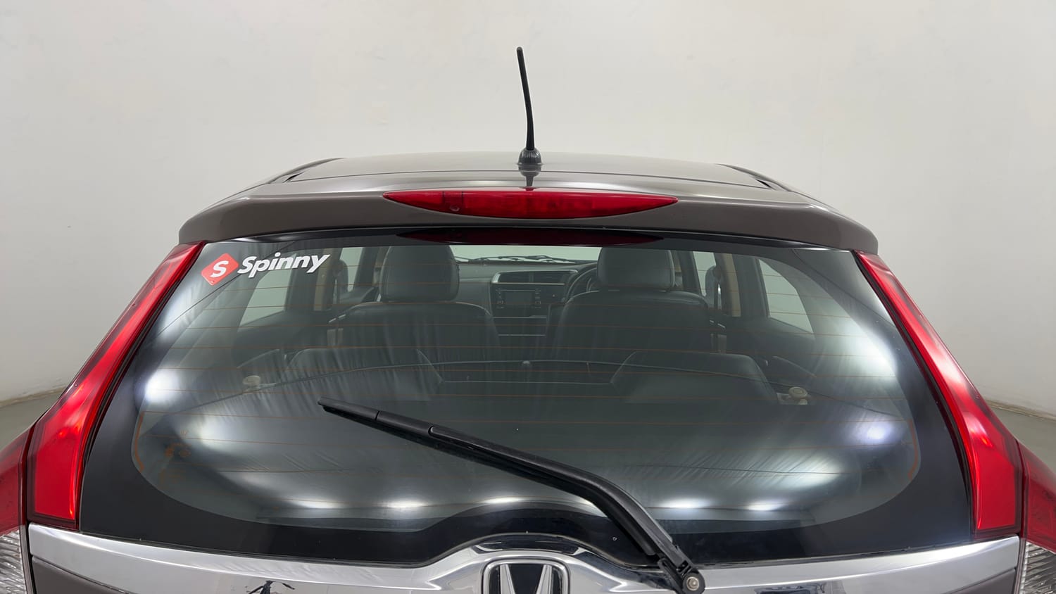 Used 2017 Honda Jazz V Petrol Petrol Manual exterior BACK WINDSHIELD VIEW