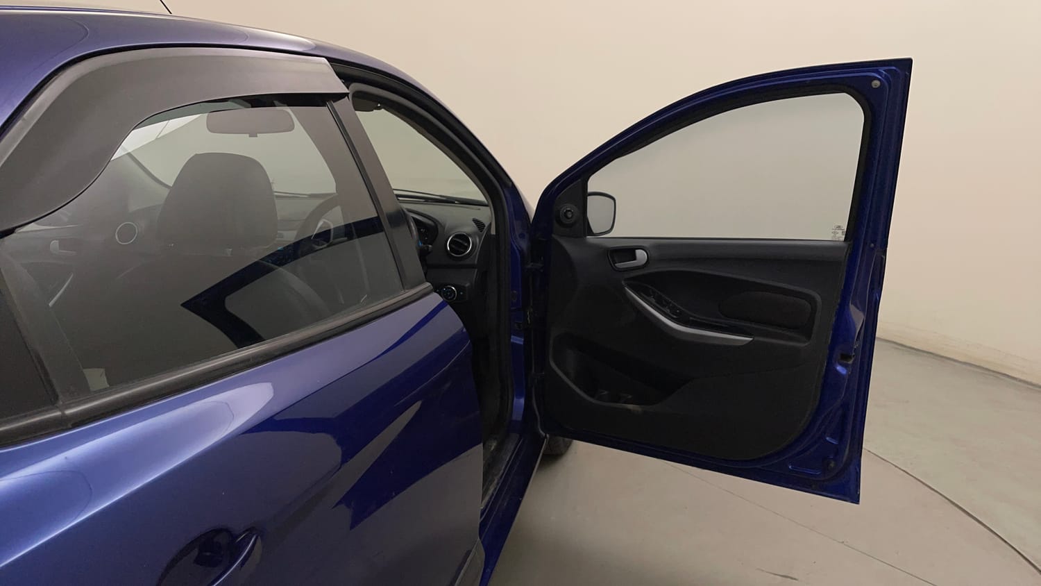 Used 2017 Ford Figo Titanium 1.2 Ti-VCT Petrol Manual interior RIGHT FRONT DOOR OPEN VIEW