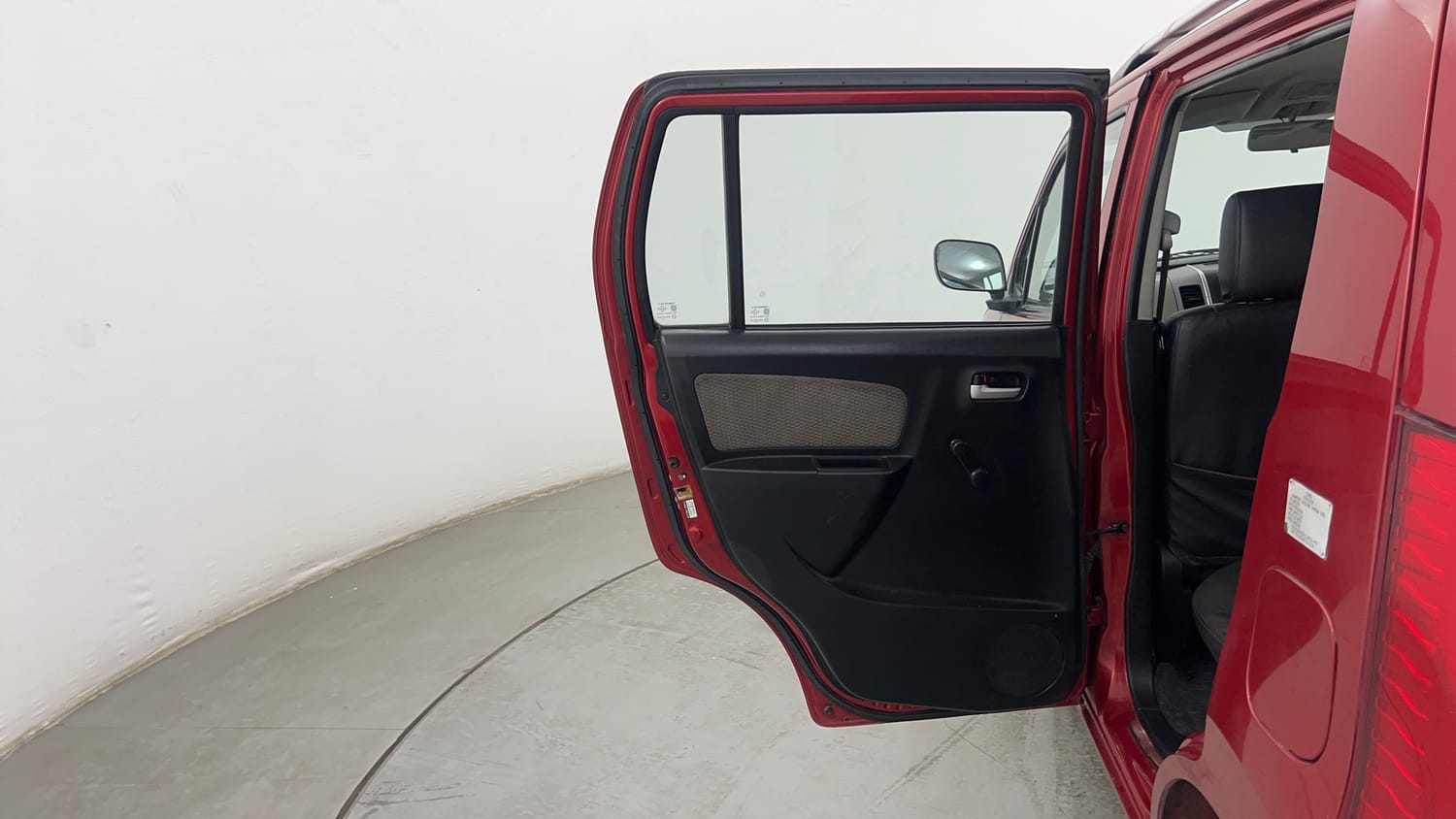 Used 2014 Maruti Suzuki Wagon R LXI CNG Cng Manual interior LEFT REAR DOOR OPEN VIEW