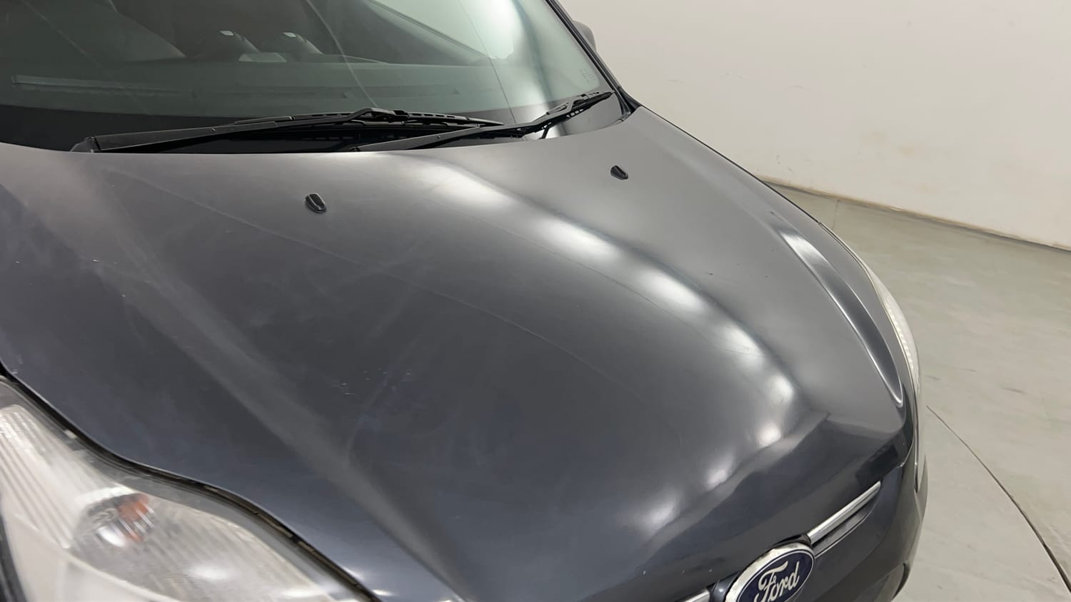 Used 2012 Ford Figo Duratec Petrol ZXI 1.2 Petrol Manual dents MINOR SCRATCH