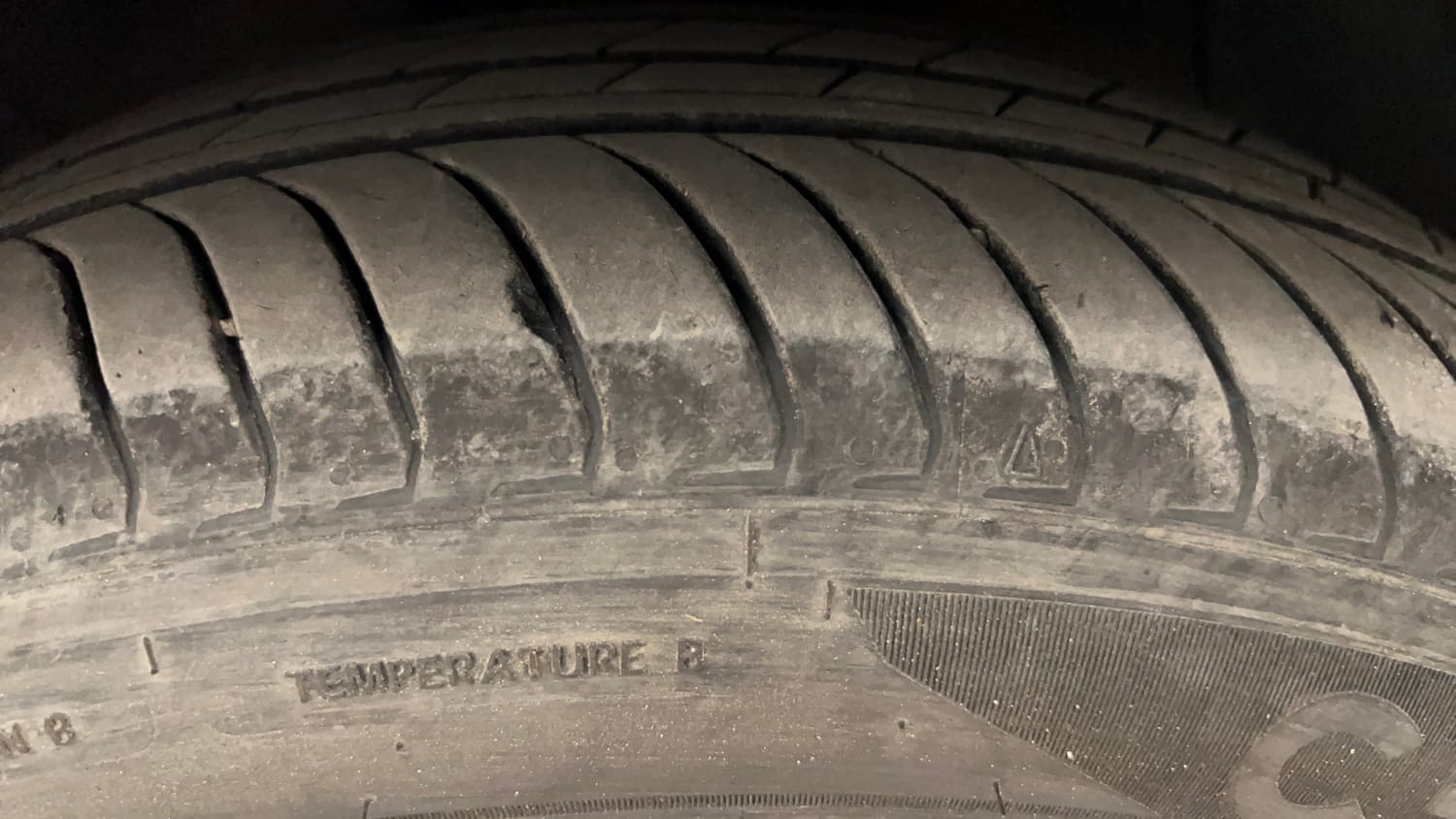 Used 2019 Hyundai Xcent SX (O)CRDi Diesel Manual tyres RIGHT FRONT TYRE TREAD VIEW