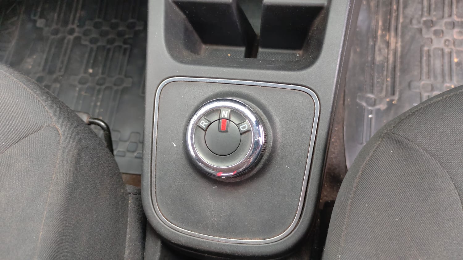 Used 2022 Renault Kwid RXT 1.0 AMT Petrol Automatic interior GEAR  KNOB VIEW