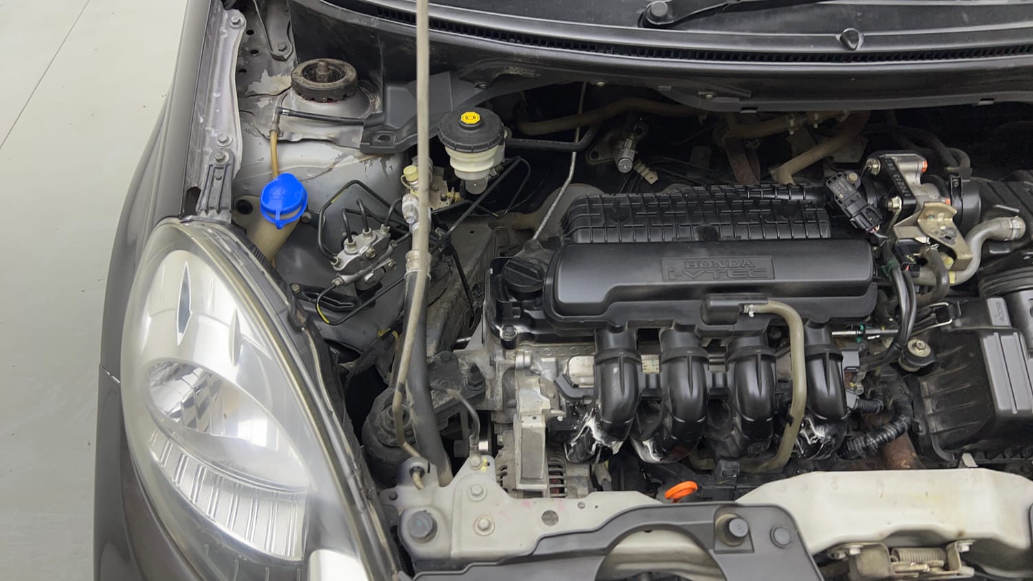 Used 2017 Honda Amaze 1.2 S i-VTEC Petrol Manual engine ENGINE RIGHT SIDE VIEW