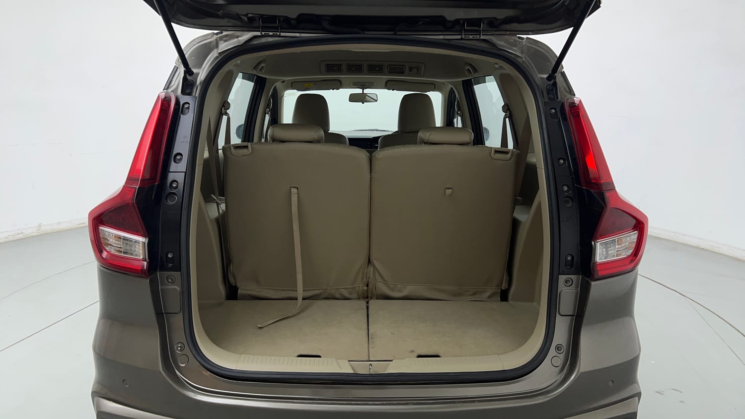Used 2019 Maruti Suzuki New Ertiga ZXi Plus Petrol Manual interior DICKY INSIDE VIEW