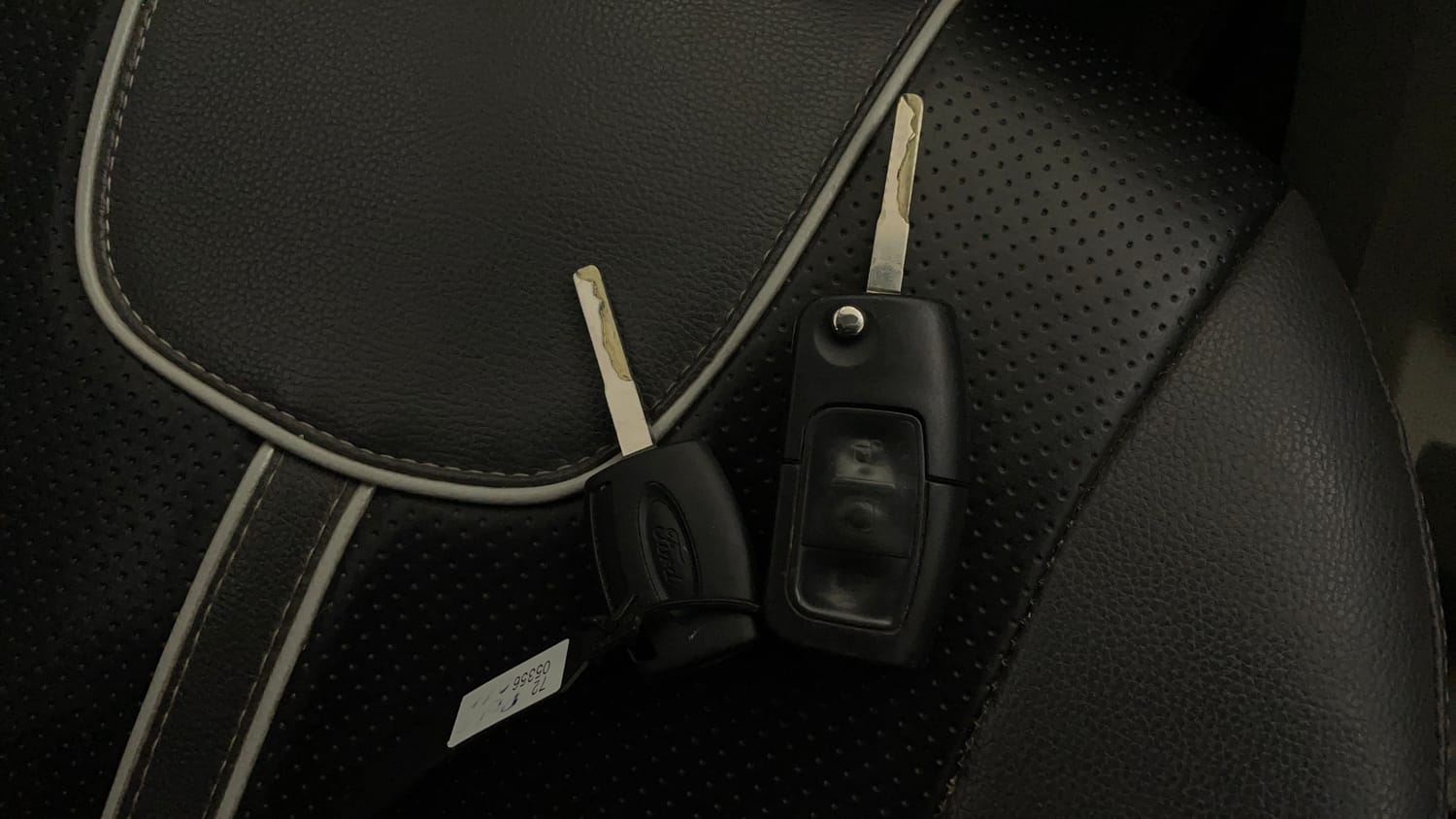 Used 2015 Ford EcoSport Titanium 1.5L Ti-VCT AT Petrol Automatic extra CAR KEY VIEW