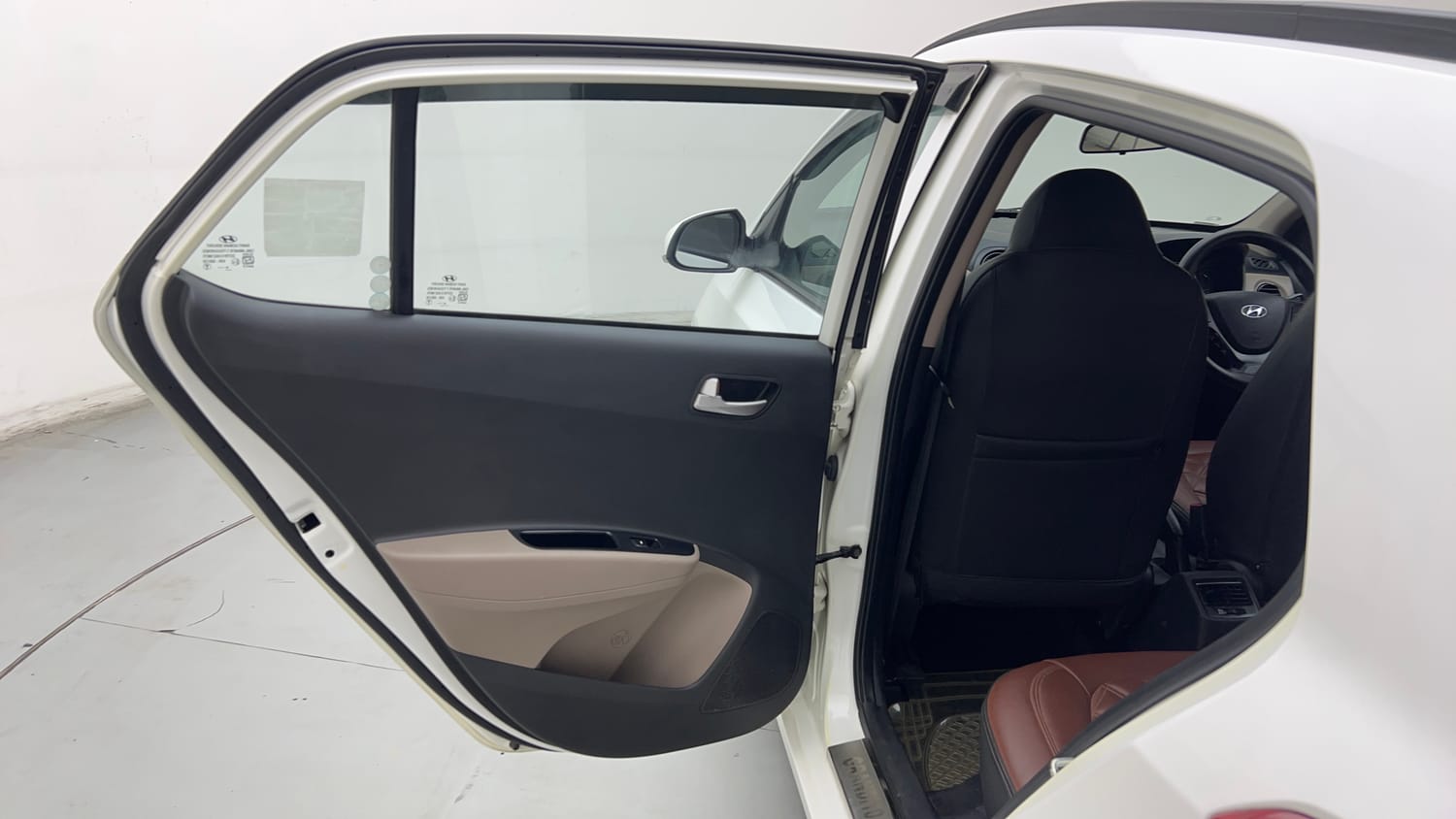 Used 2018 Hyundai Grand i10 Sportz 1.2 Kappa VTVT Petrol Manual interior LEFT REAR DOOR OPEN VIEW